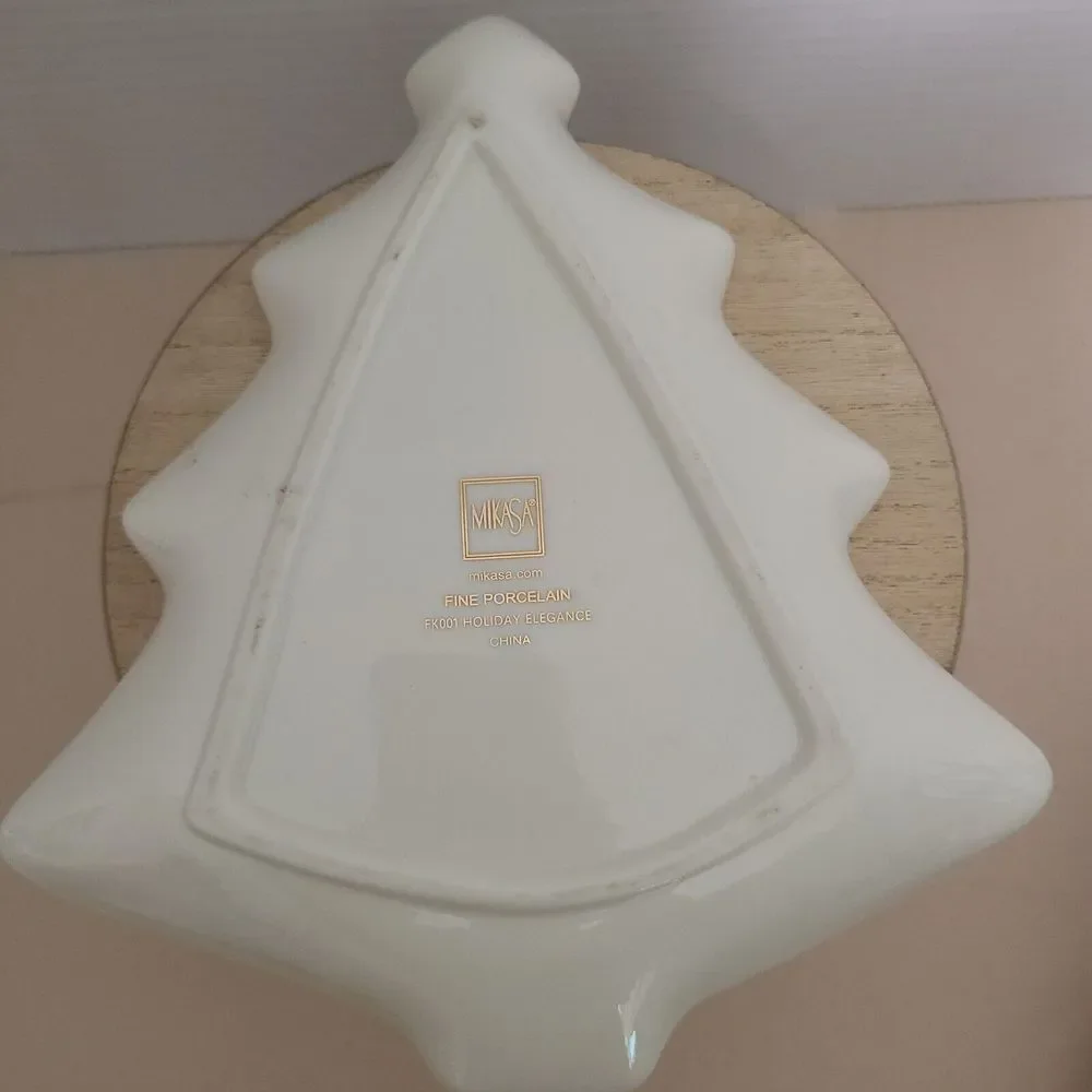Mikasa Christmas Tree Candy Nut Dish Holiday Elegance Porcelain Gold Trim‎ FK001